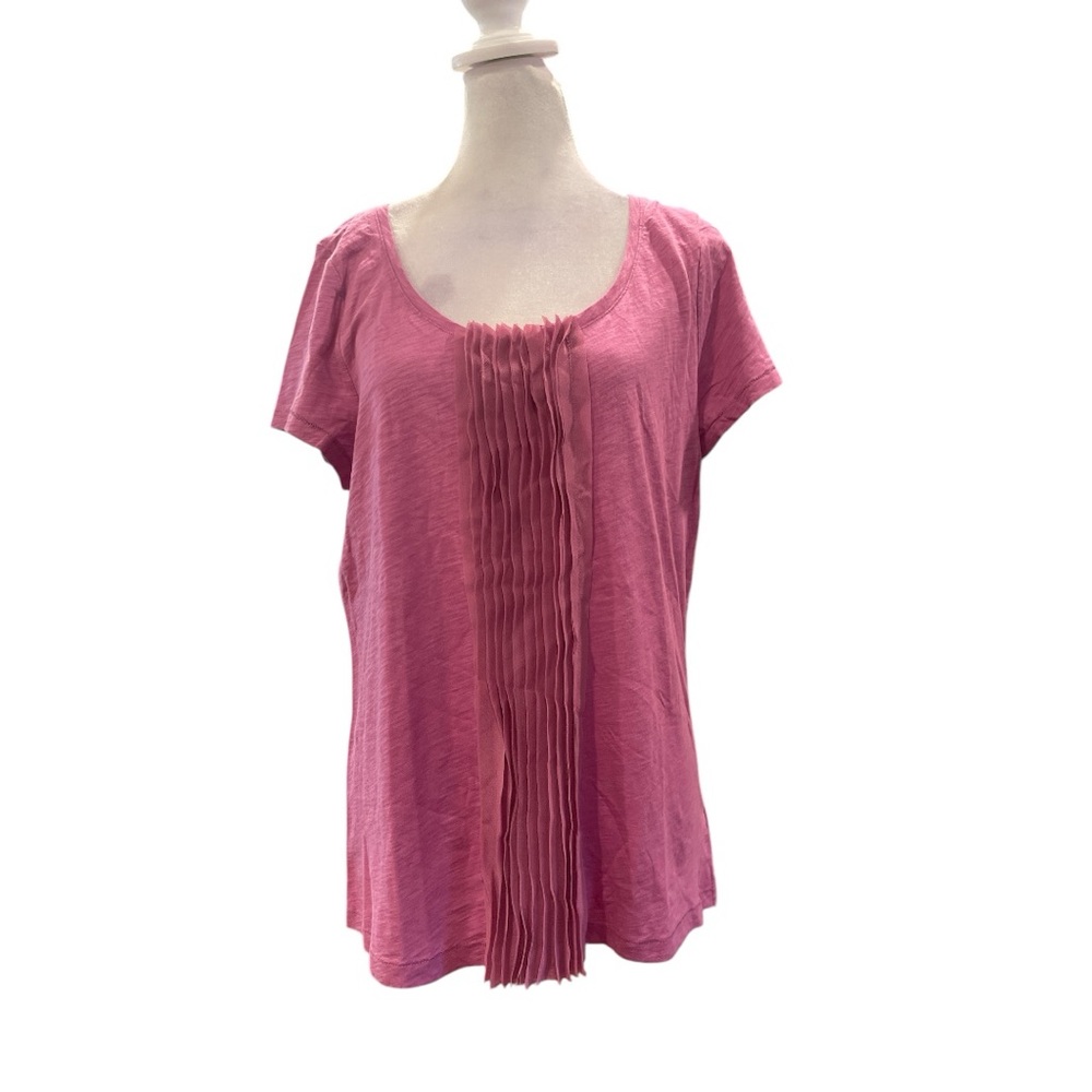 Talbots L heathered pink short-sleeve t-shirt round neckline and a pleated panel